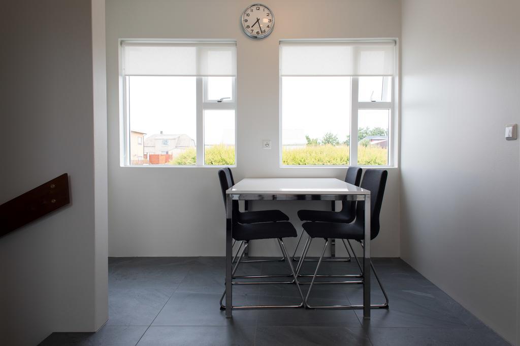 Graystone Guesthouse Sandgerði Eksteriør billede